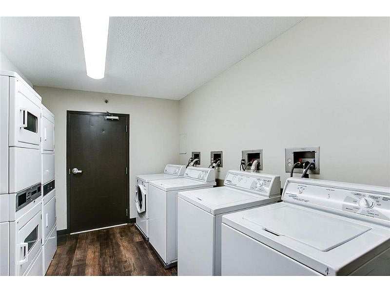 Furnished Finder property 447427_1 photo 32