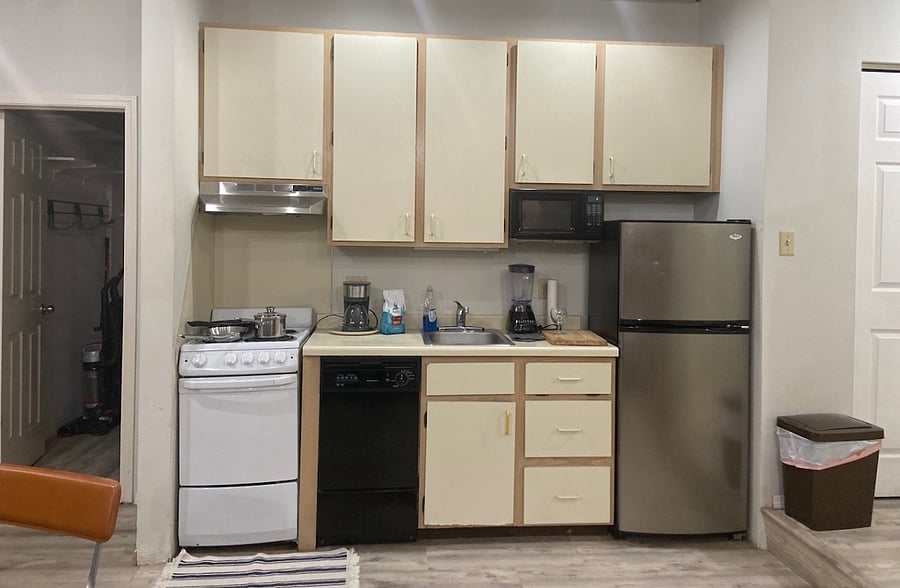 Furnished Finder property 447427_10 photo 5