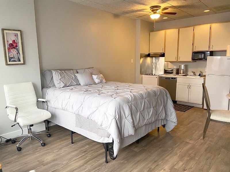 Furnished Finder property 447427_3 photo 12