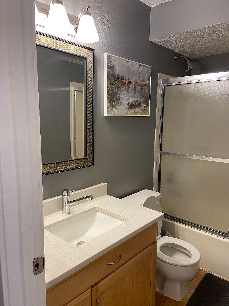 Furnished Finder property 447427_4 photo 15