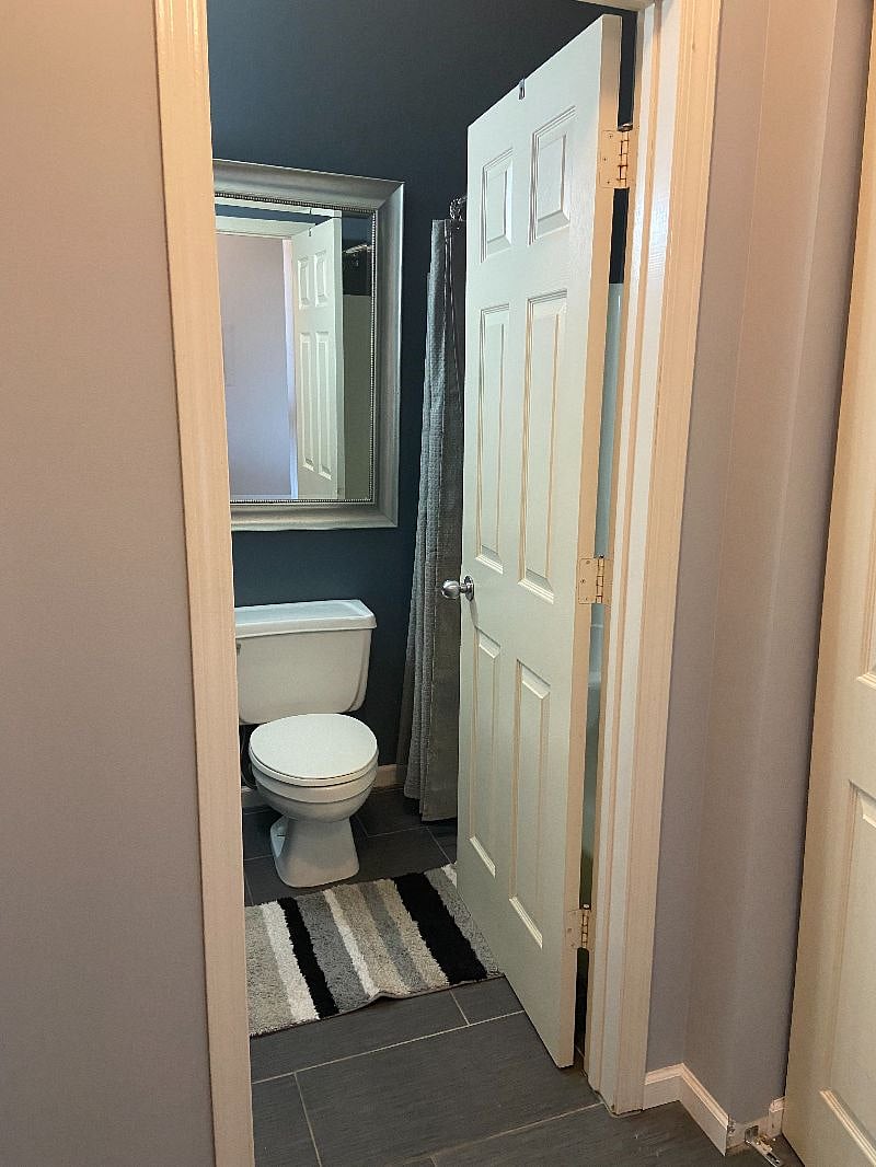 Furnished Finder property 447427_5 photo 9
