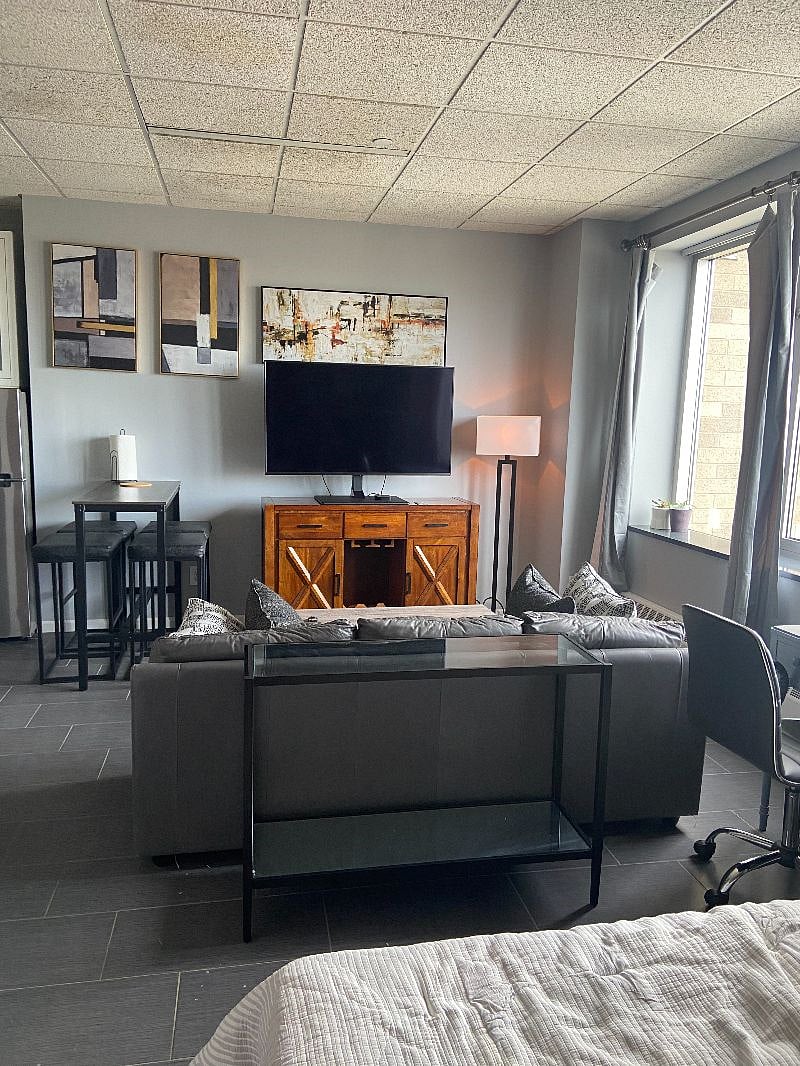Furnished Finder property 447427_5 photo 4