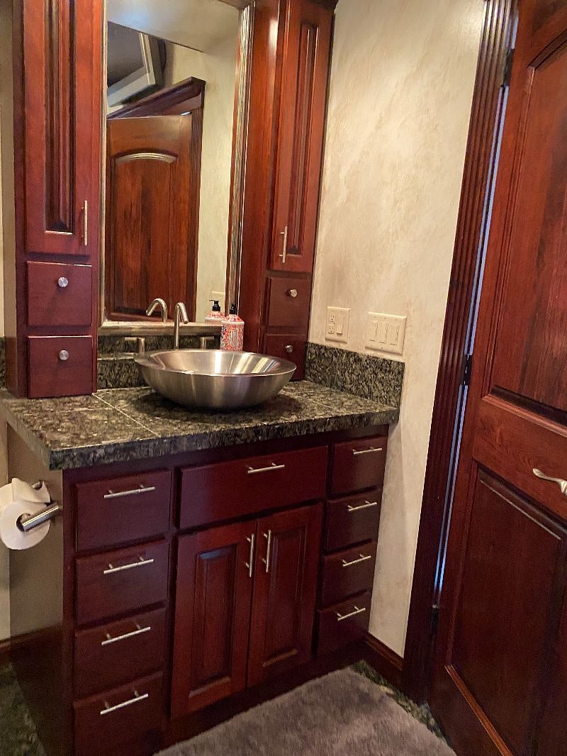 Furnished Finder property 447427_7 photo 3