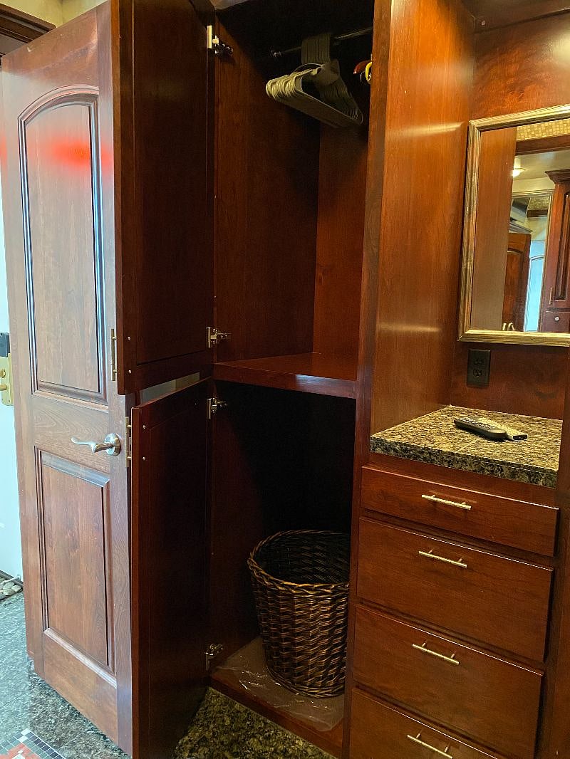 Furnished Finder property 447427_7 photo 8