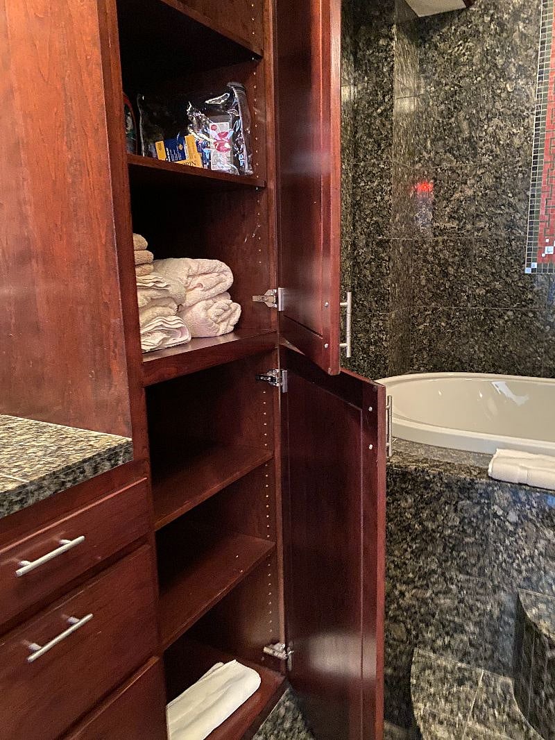 Furnished Finder property 447427_7 photo 9