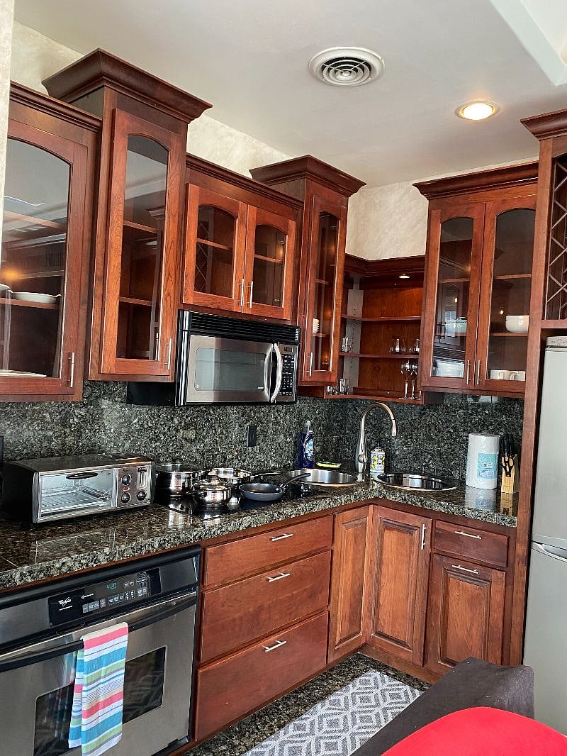 Furnished Finder property 447427_7 photo 12