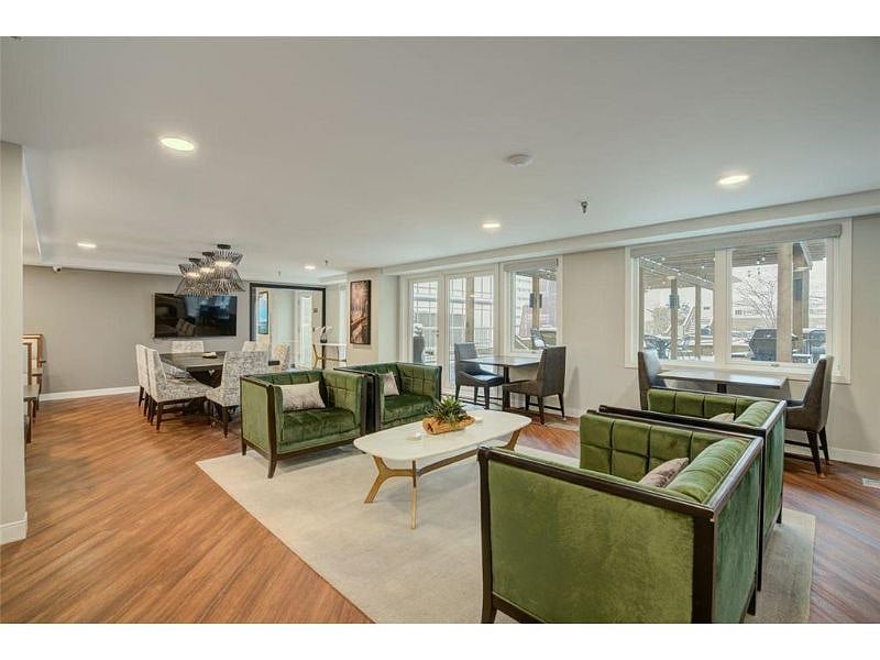 Furnished Finder property 447427_8 photo 25