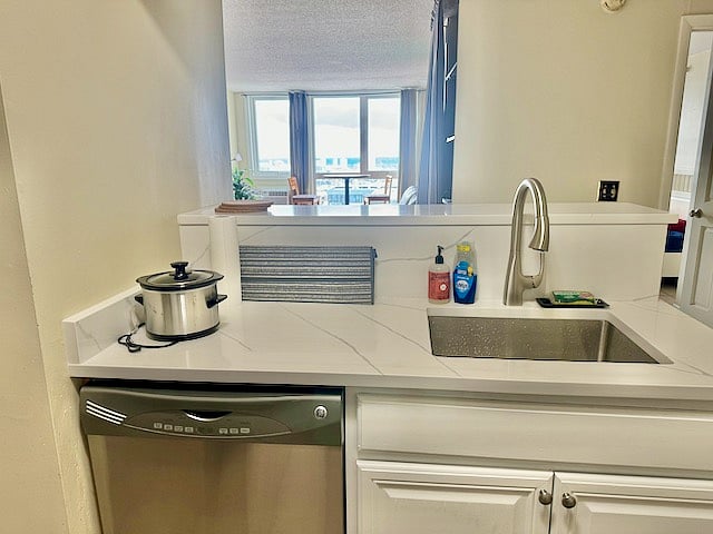 Furnished Finder property 447427_8 photo 5