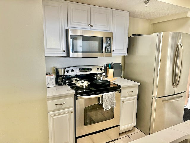 Furnished Finder property 447427_8 photo 3