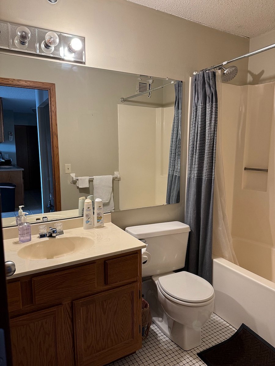 Second bathroom