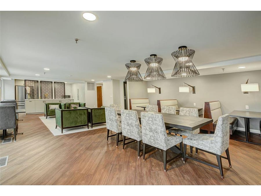 Furnished Finder property 447427_9 photo 24
