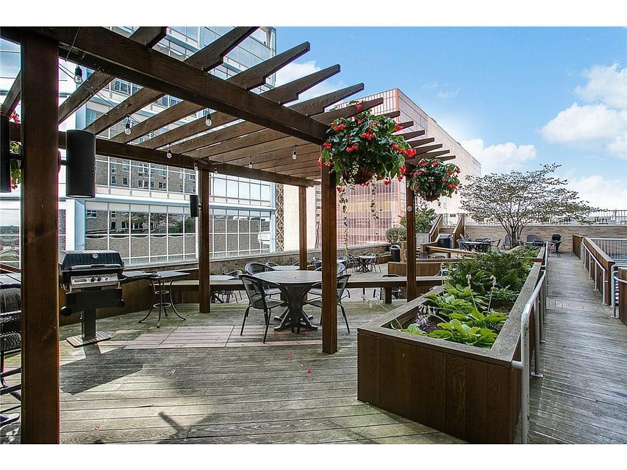 Furnished Finder property 447427_9 photo 27