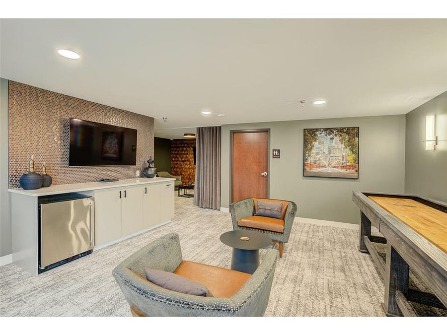 Furnished Finder property 447427_9 photo 36