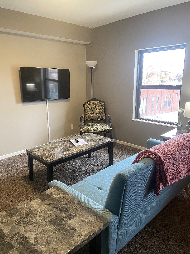 Furnished Finder property 447444_1 photo 3