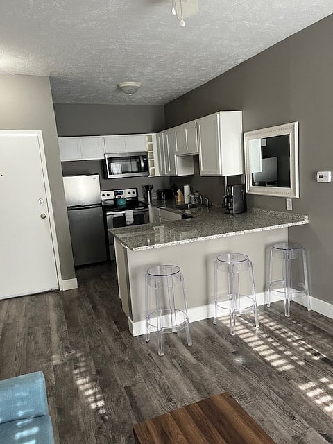 Furnished Finder property 447444_13 photo 4