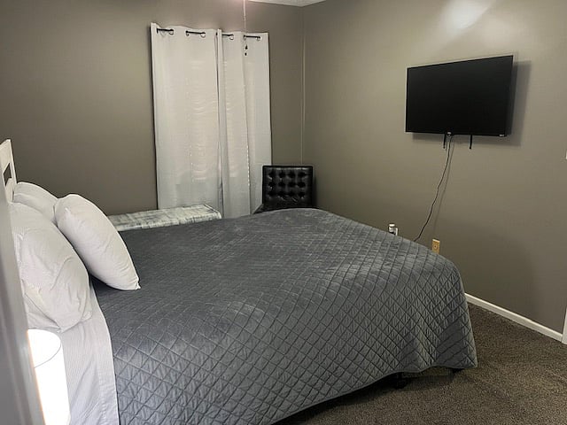 Furnished Finder property 447444_3 photo 13