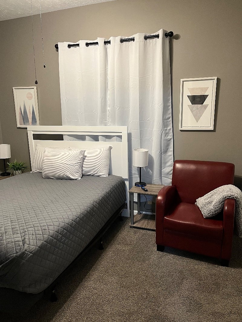 Furnished Finder property 447444_6 photo 14