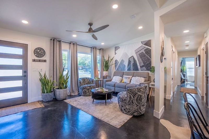 Furnished Finder property 447515_1 photo 4