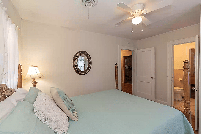 Bedroom 1 with Queen bed