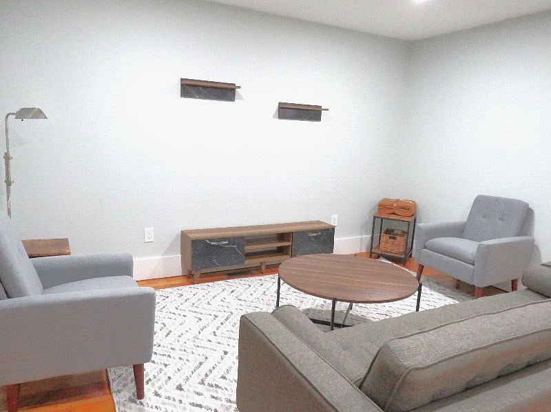 Furnished Finder property 447665_1 photo 3