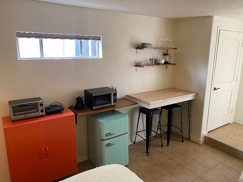 Furnished Finder property 447687_1 photo 3