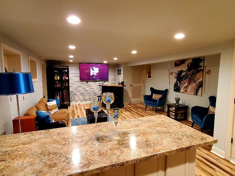 Furnished Finder property 447750_1 photo 3