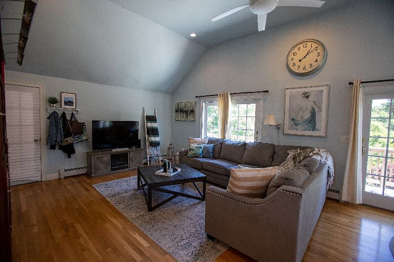 Furnished Finder property 447782_1 photo 4