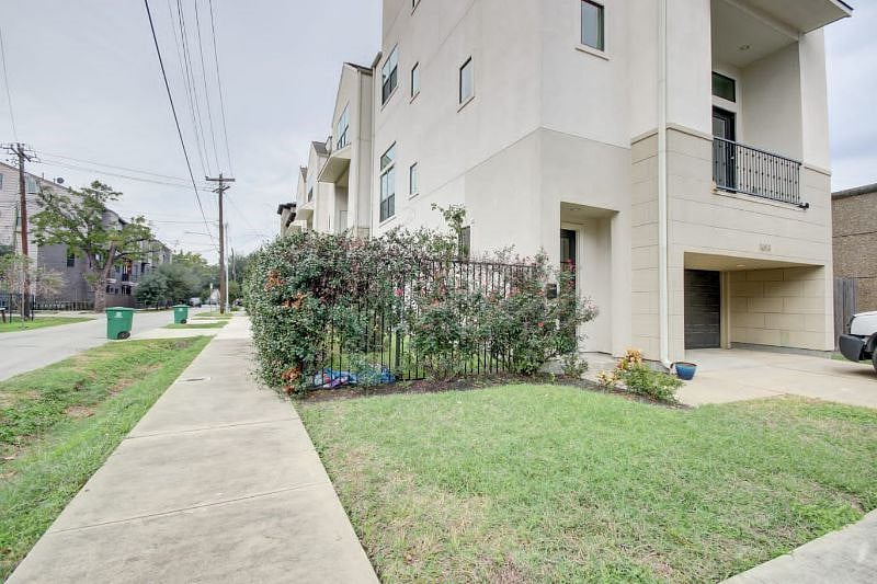 Furnished Finder property 447824_1 photo 9