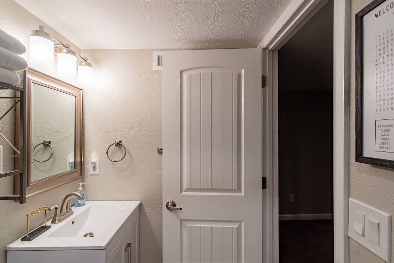Furnished Finder property 447844_1 photo 14