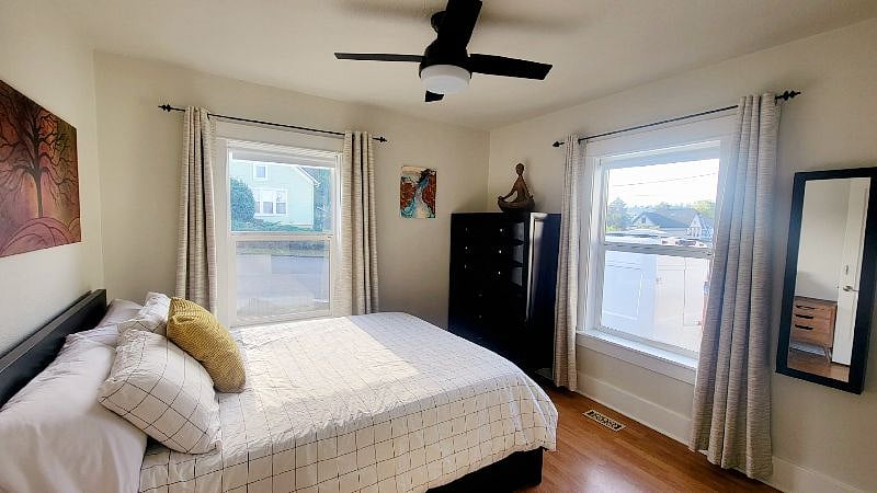 Primary bedroom