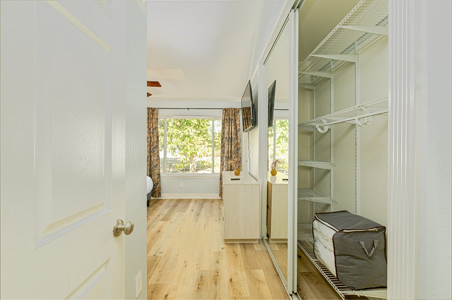 Furnished Finder property 447995_1 photo 17