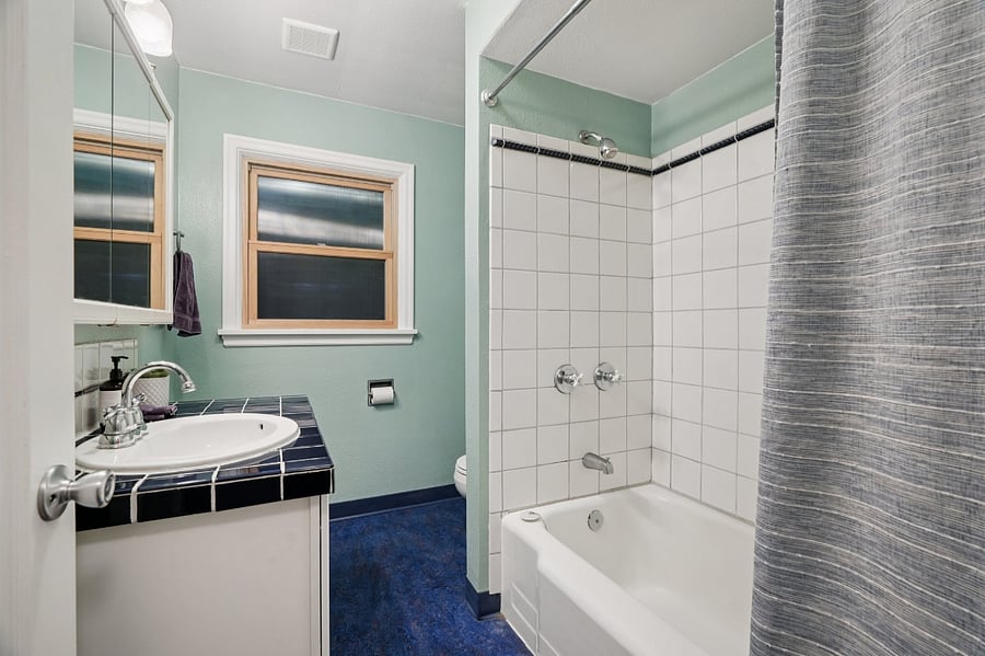 Furnished Finder property 447997_2 photo 8