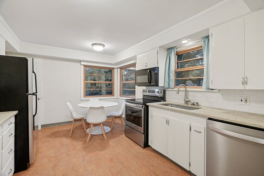 Furnished Finder property 447997_2 photo 10