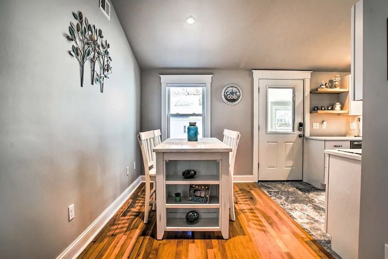 Furnished Finder property 448003_1 photo 8