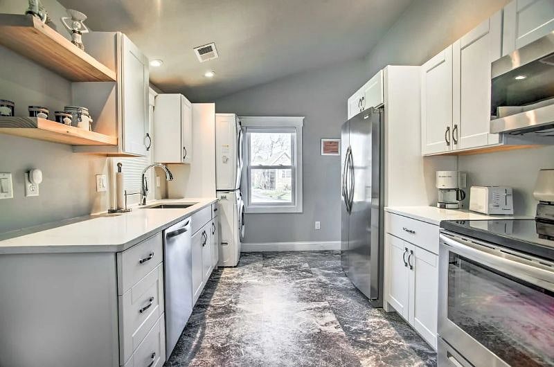 Furnished Finder property 448003_1 photo 4