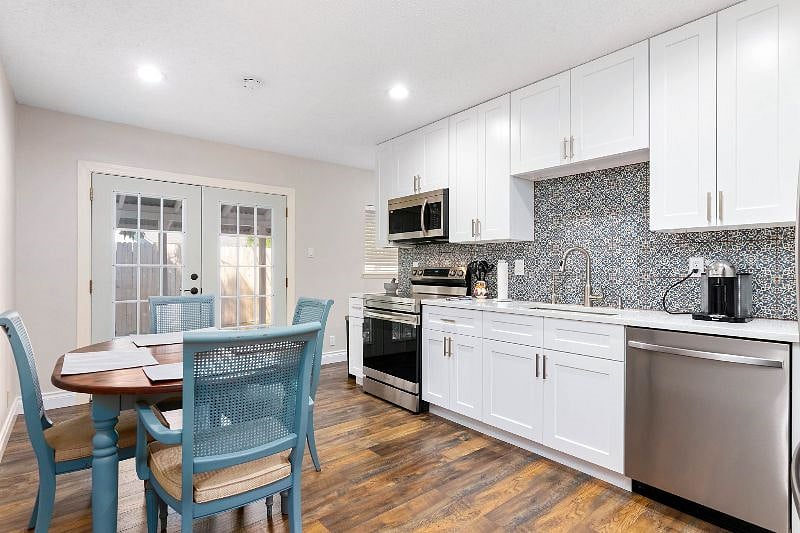 Furnished Finder property 448027_1 photo 5