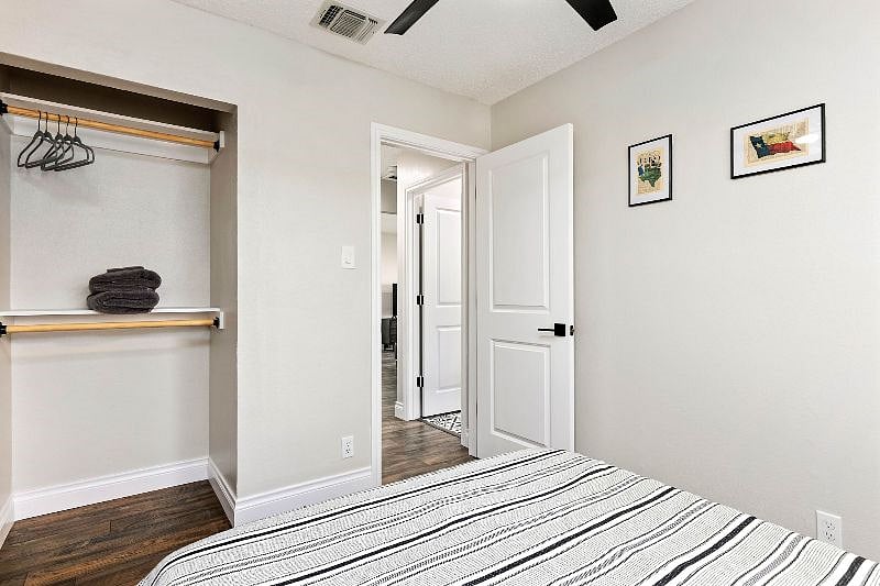 Furnished Finder property 448027_1 photo 12