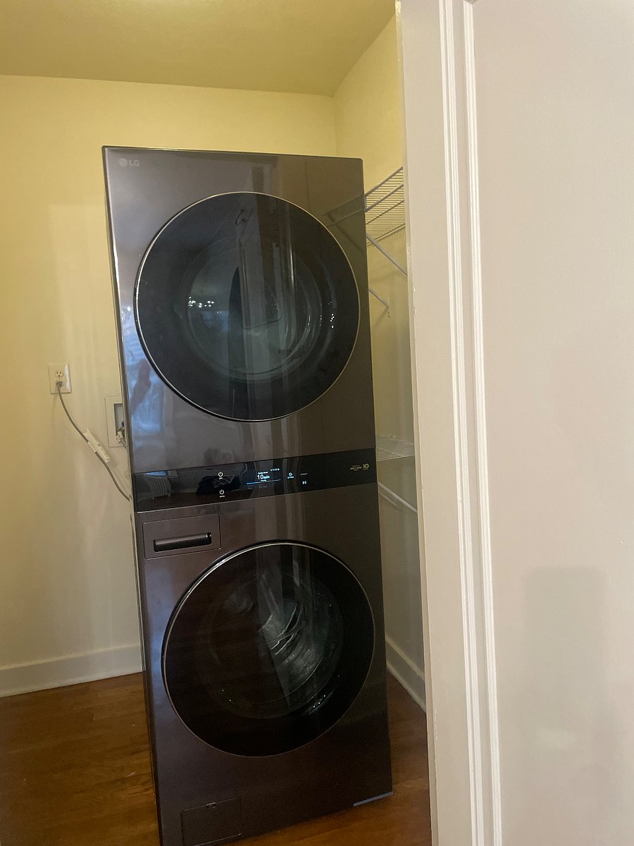 LG washer / dryer in unit
replaced 2025