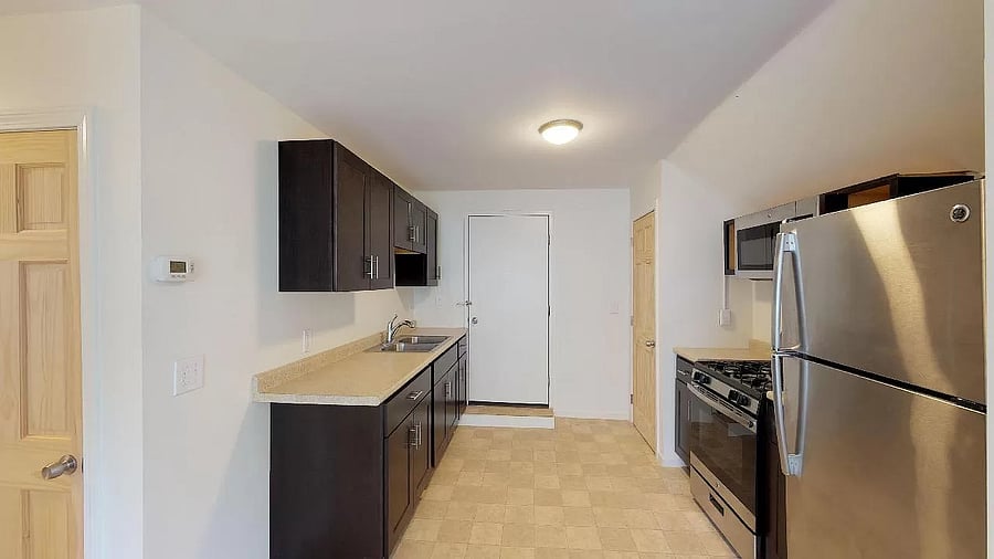 Furnished Finder property 448077_2 photo 3