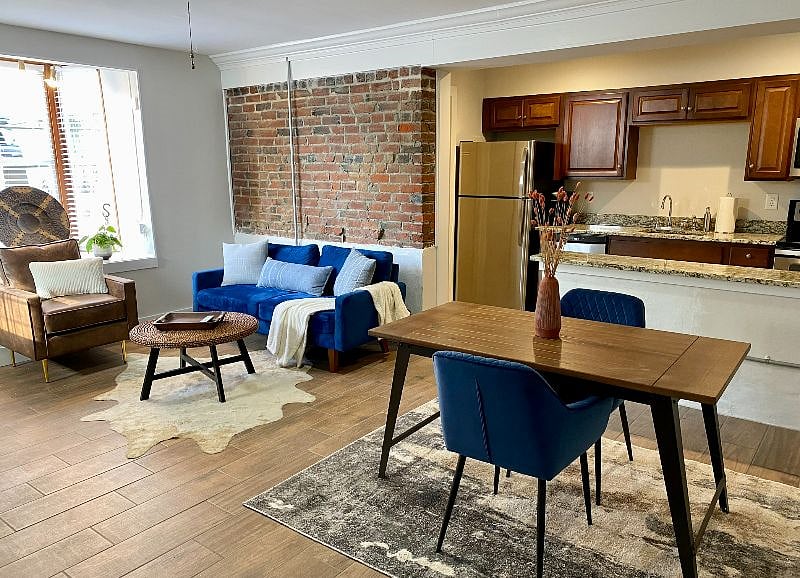 Furnished Finder property 448108_2 photo 2