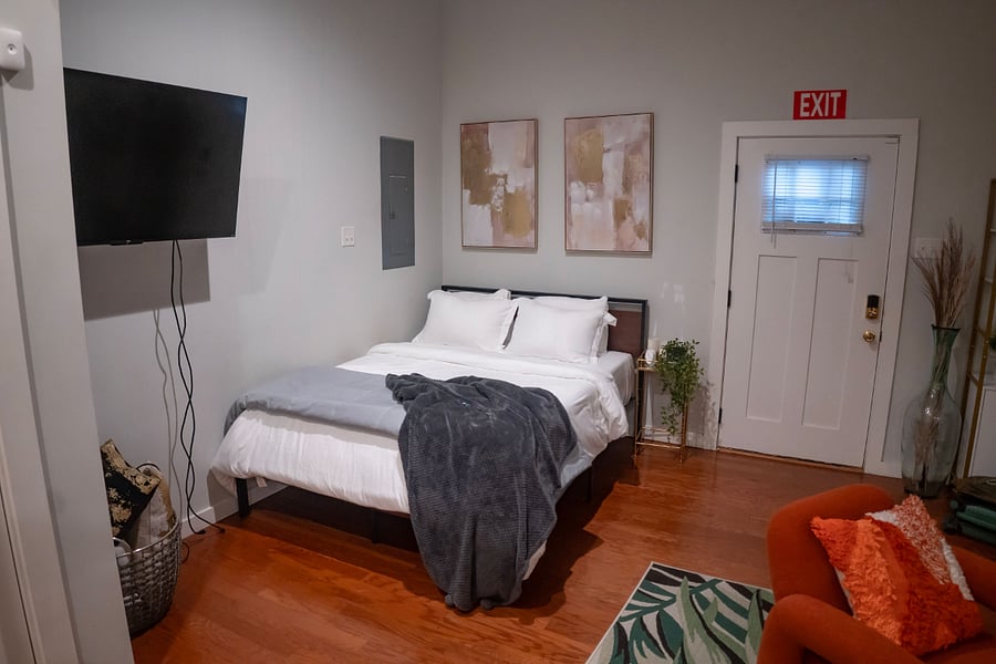 Furnished Finder property 448108_3 photo 6
