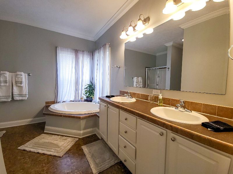 Furnished Finder property 448160_1 photo 17