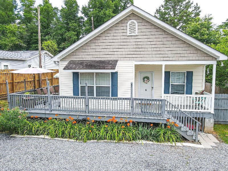 Furnished Finder property 448160_1 photo 24