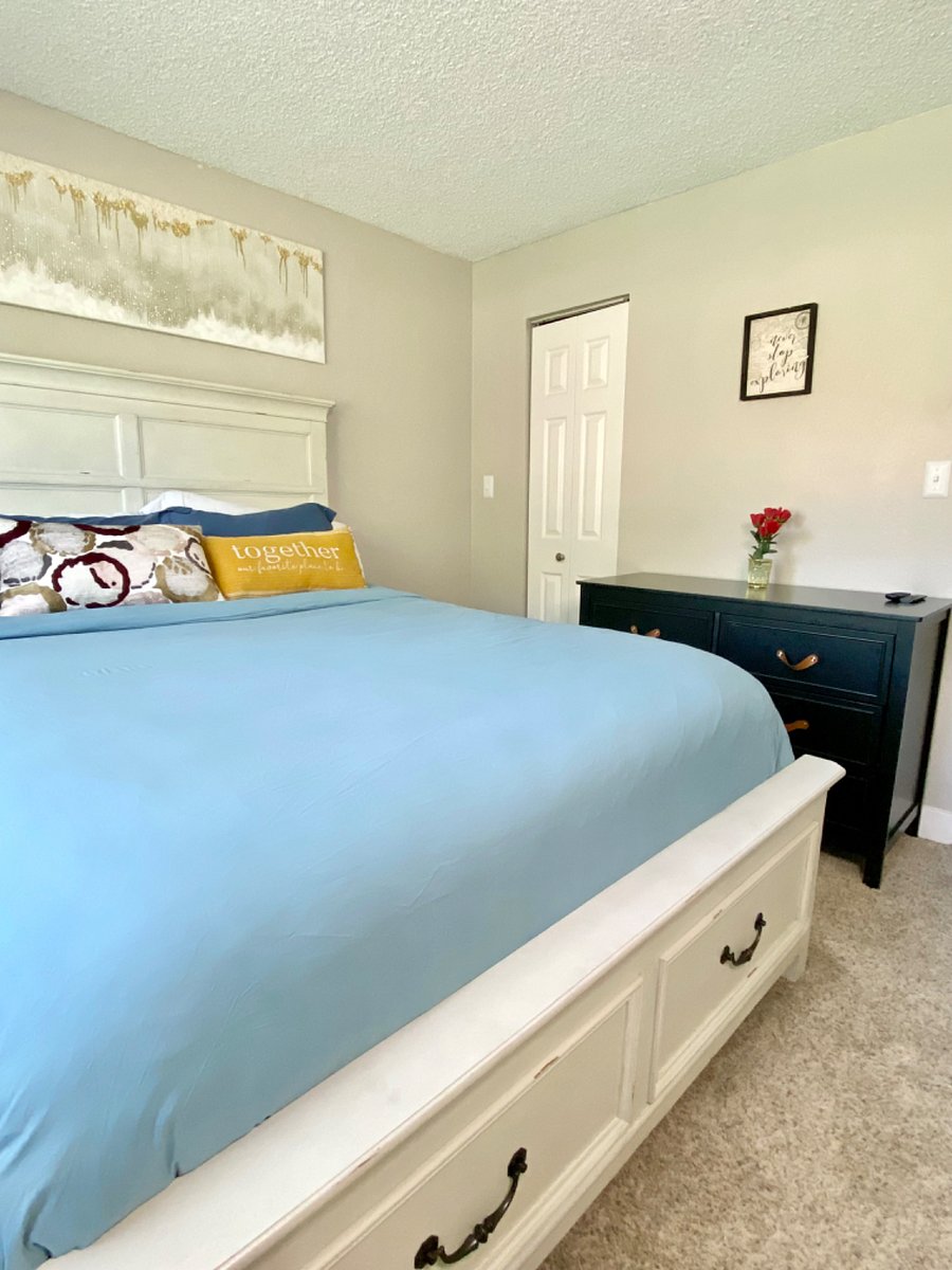 Bedroom #2 Queen size bed with memory foam mattress featuring a smart tv
