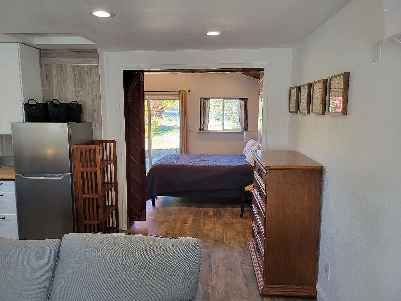 Furnished Finder property 448220_1 photo 10