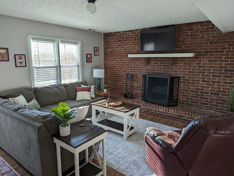 Furnished Finder property 448236_1 photo 11