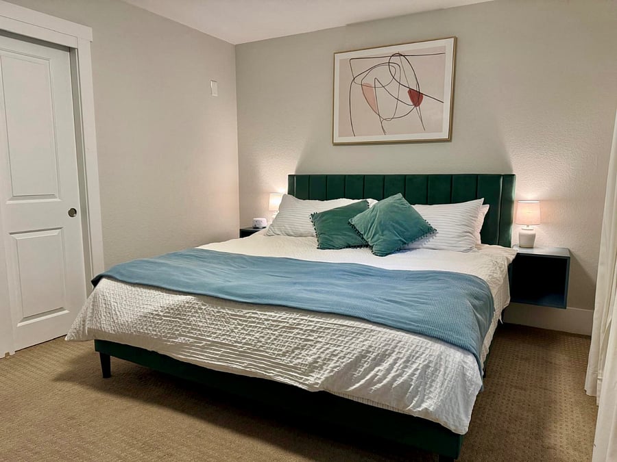 Furnished Finder property 448248_1 photo 3