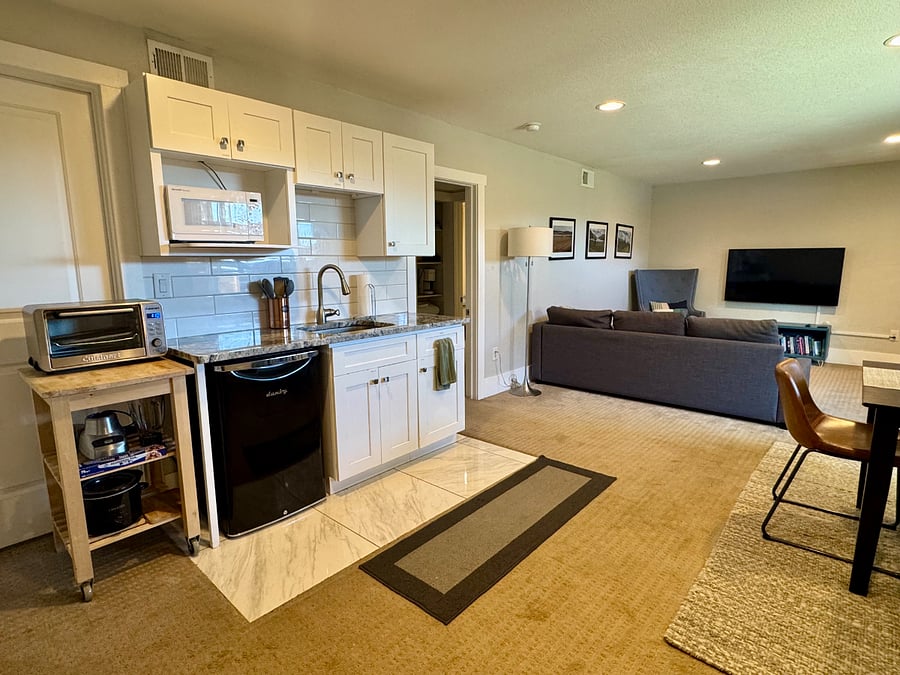 Furnished Finder property 448248_1 photo 6