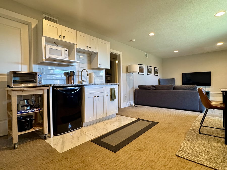 Furnished Finder property 448248_1 photo 8