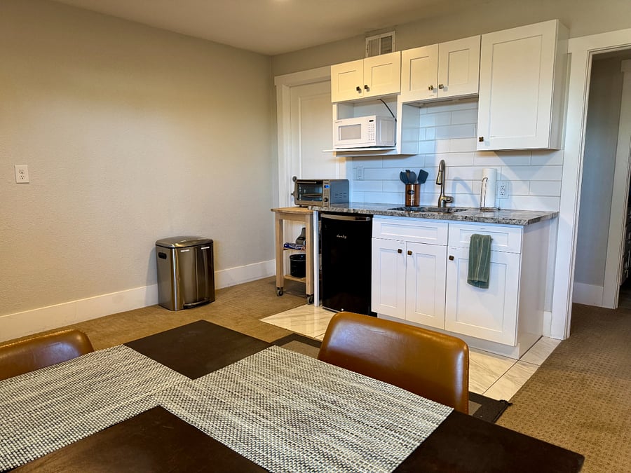 Furnished Finder property 448248_1 photo 9